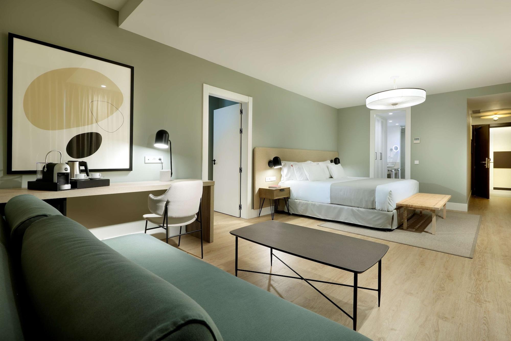Barcelo Oviedo Cervantes Exteriér fotografie A room at the hotel