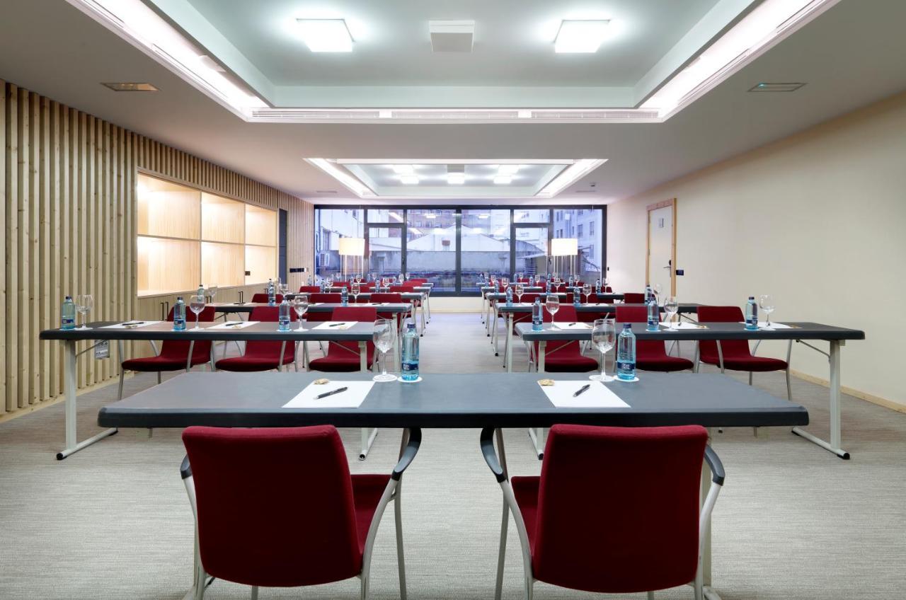Barcelo Oviedo Cervantes Exteriér fotografie Meeting room