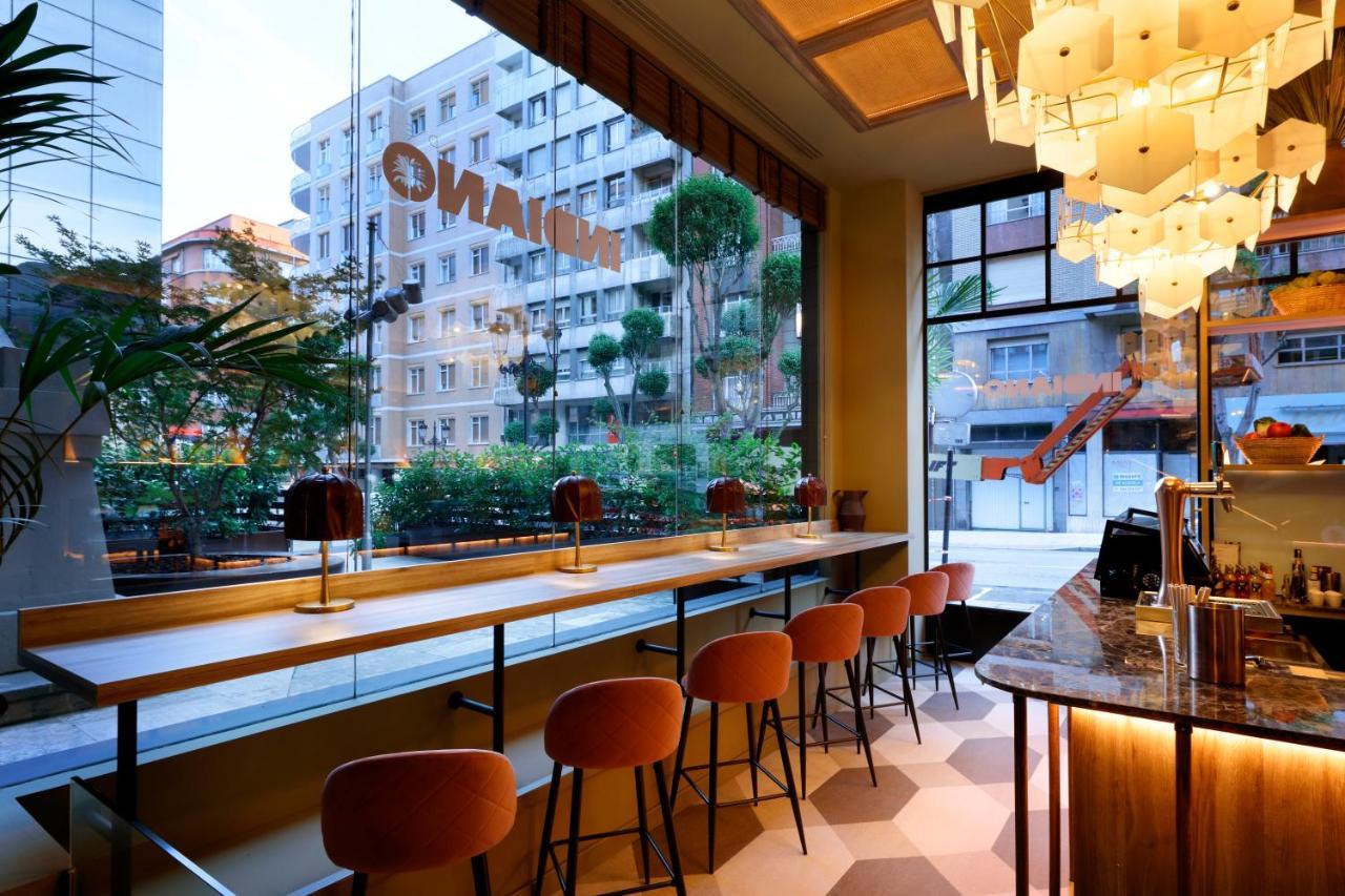 Barcelo Oviedo Cervantes Exteriér fotografie The interior of a Starbucks Reserve store in Shanghai, China